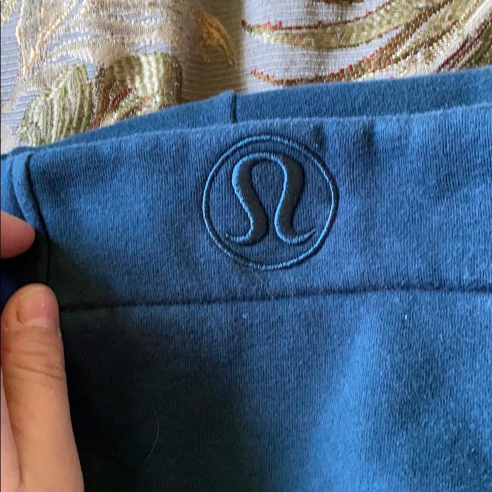 Light Lululemon Jacket - Picture 3 of 5